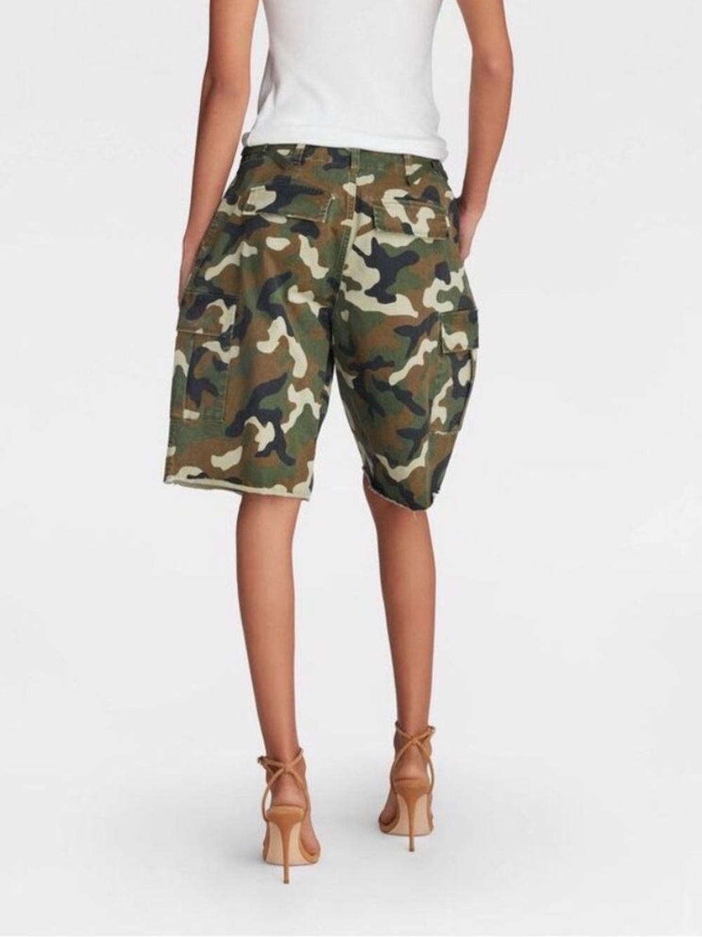 KBB by KAHLANA Women Mid-Rise 'The Cargo Shorts’ Size M, L - Picture 4 of 5
